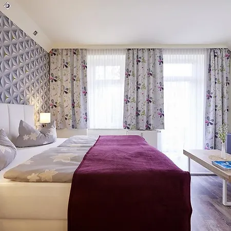 Auenwald Hotel Und Apartmenthaus